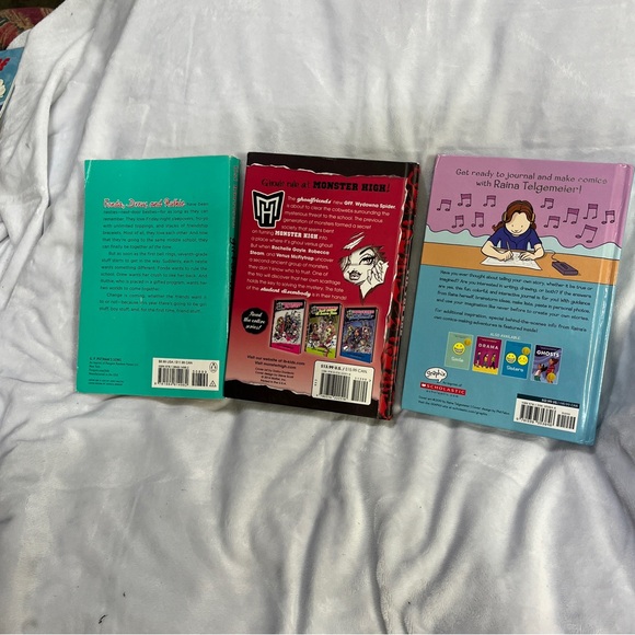 3 novels for youth - Picture 2 of 3